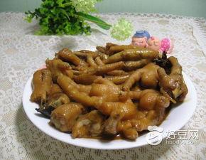 娱乐吃瓜酱鸡抢食